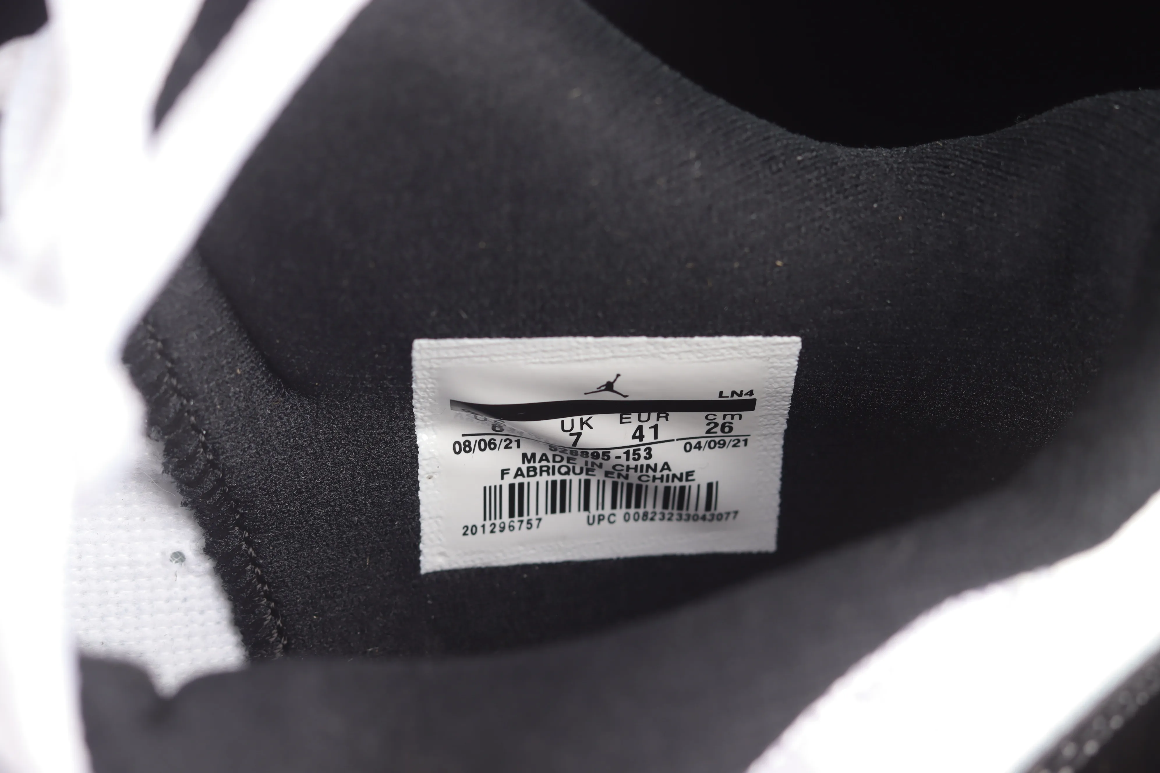 All categories Air Jordan Jordan series basketball shoes Air Jordan 11 F version Air Jordan 11 Low "Concord" AJ11 Kang buckle white black genuine carbon low-top basketball shoes 528895-153
